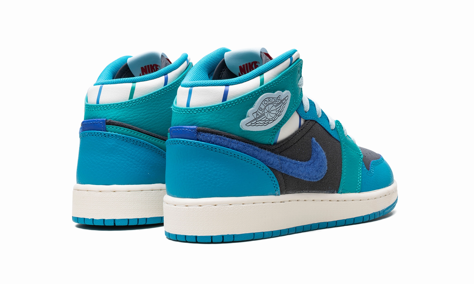 Air Jordan 1 GS "Inspired By The Greatest" Refined touch Trail Performance