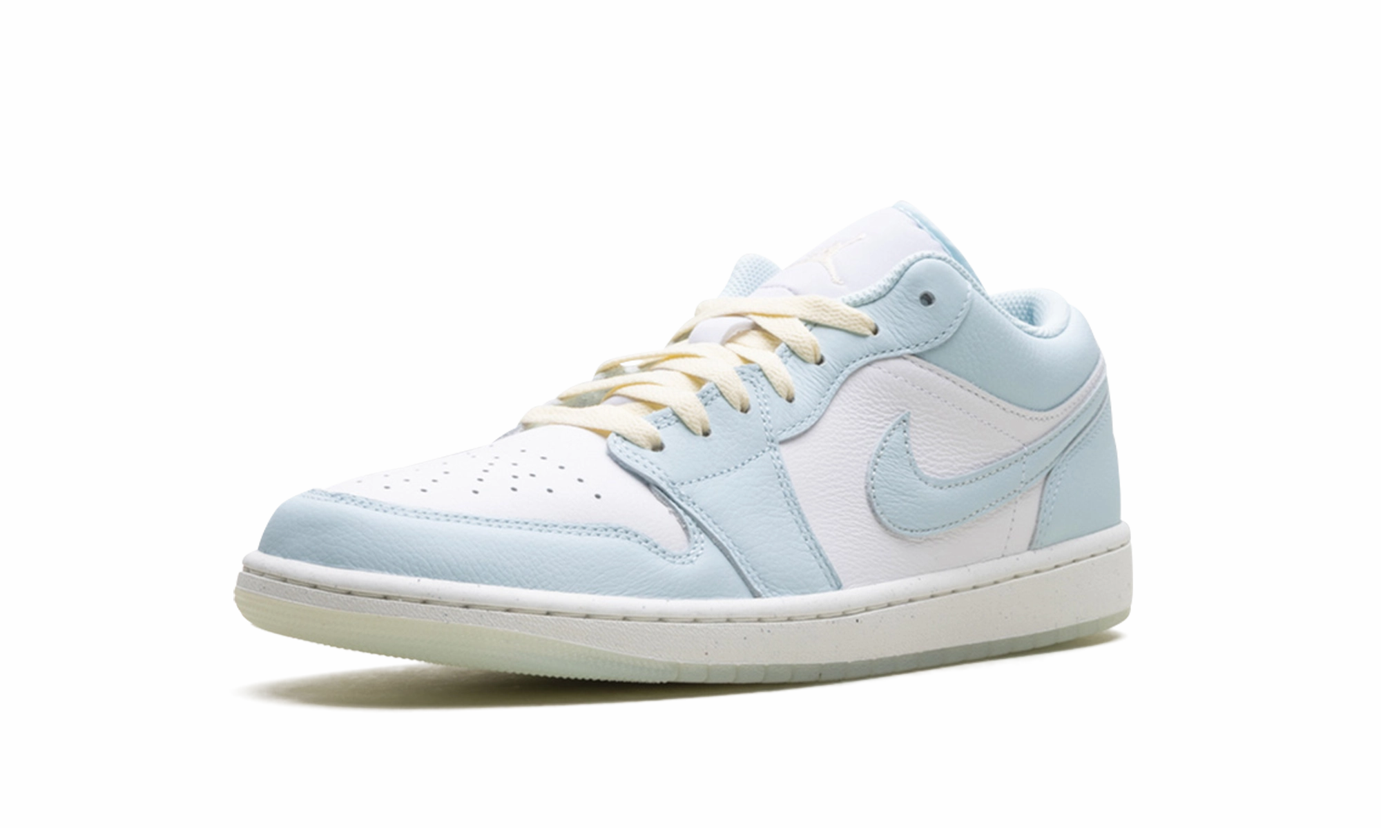 Jordan 1 Low SE "Glacier Blue Summit White" Iconic look All-Weather Wear