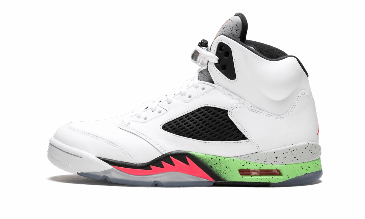 Air Jordan 5 Retro "Pro Star" Long distance running in forests