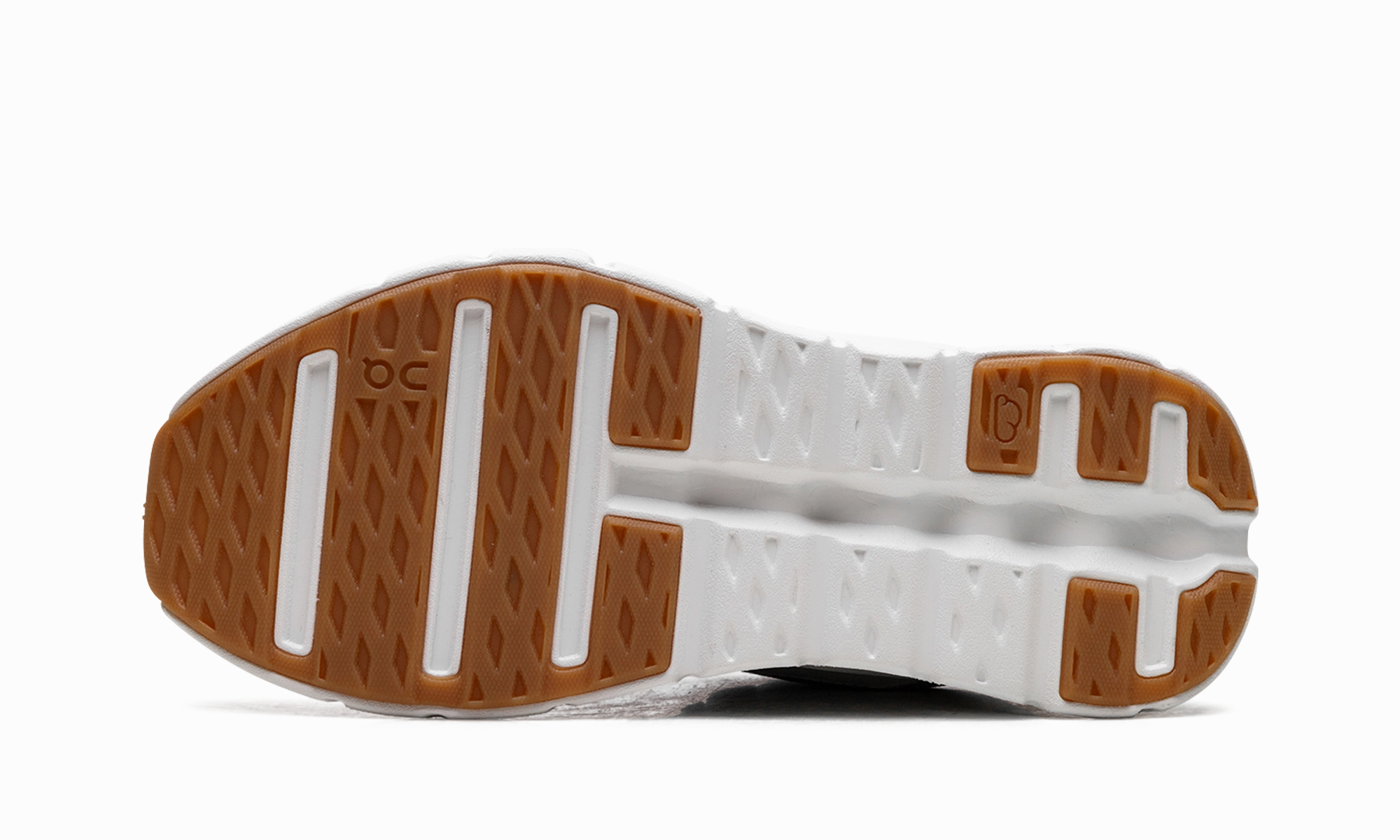 Cloudtilt 2 WMNS "LOEWE Black White" afternoon hill training running gear