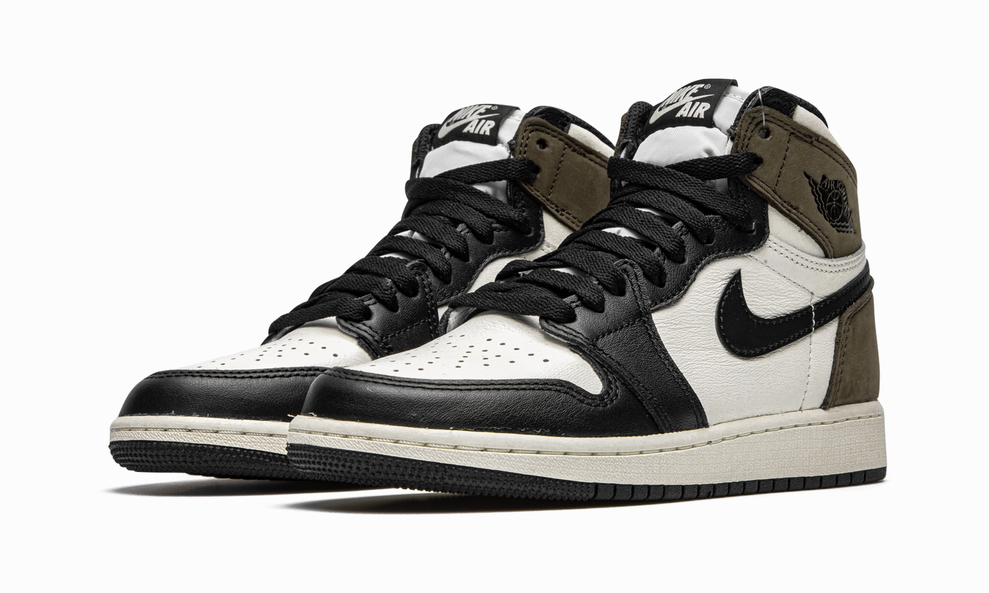 Ultra Cushion Sports Class Air Jordan 1 Retro High OG GS "Dark Mocha"