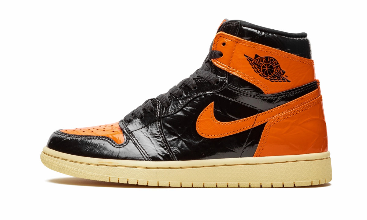Cloud Soft Neutral Tone Air Jordan 1 Retro High OG "Shattered Backboard 3.0"