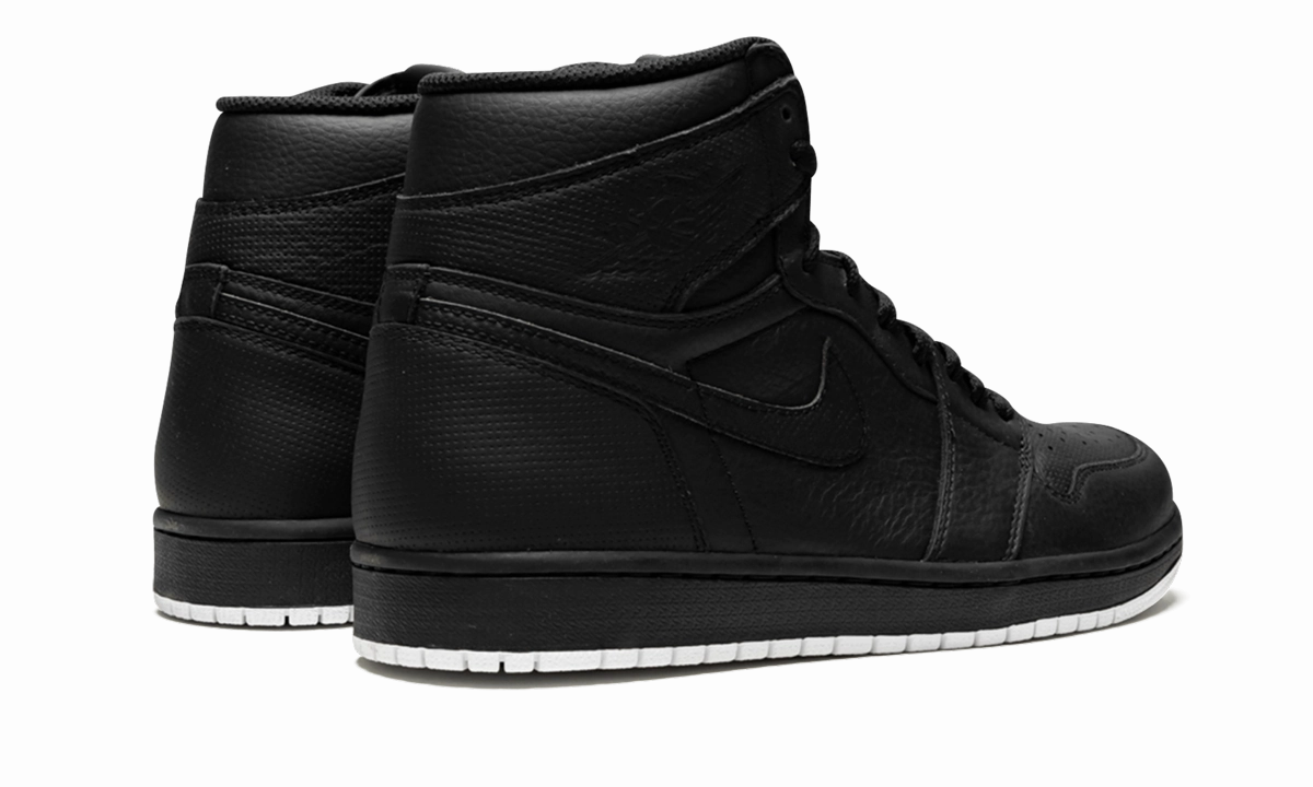 Air Jordan 1 Retro High OG Sleek Look Elite performance