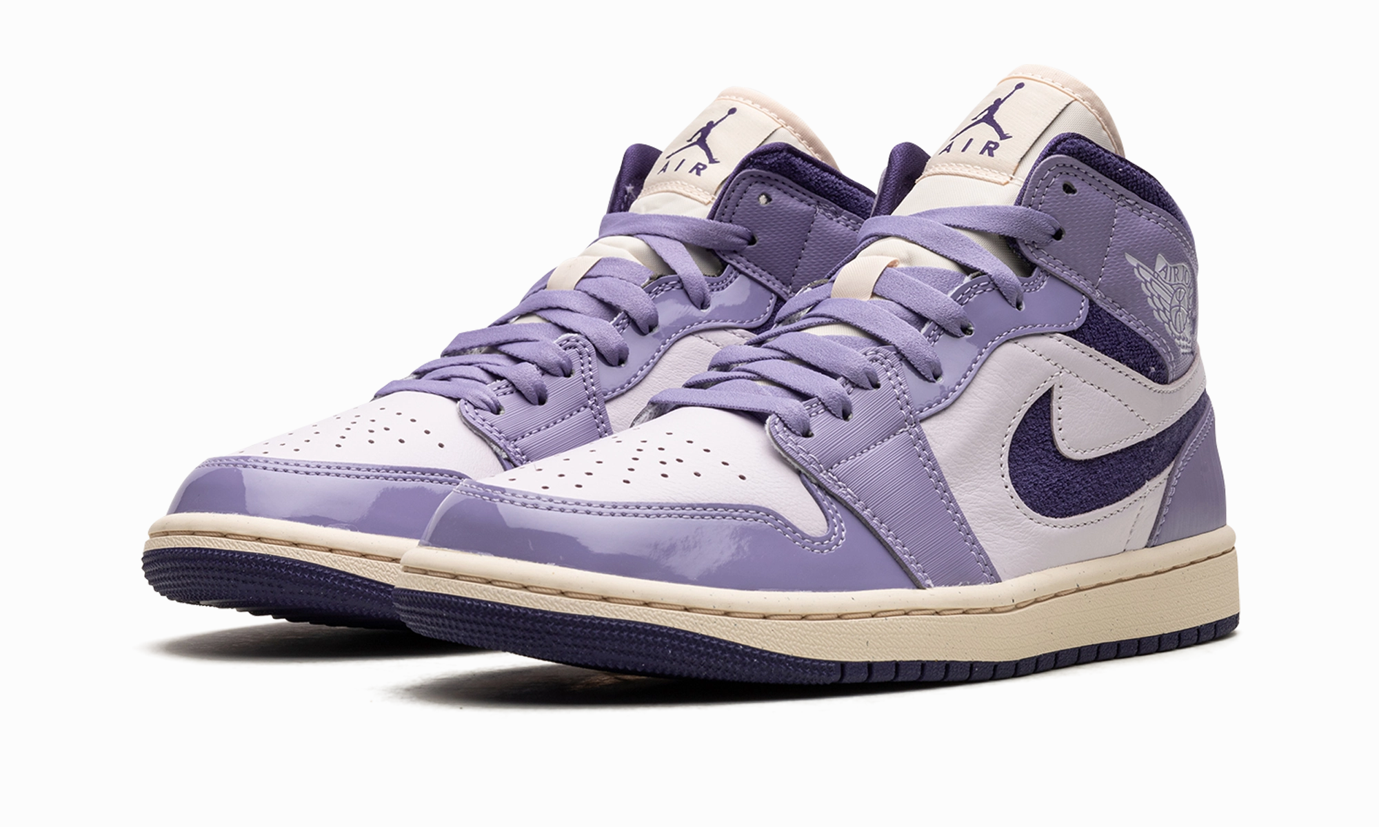 Casual Ease Tailored Comfort AIR JORDAN 1 MID WMNS "Sky J Purple"