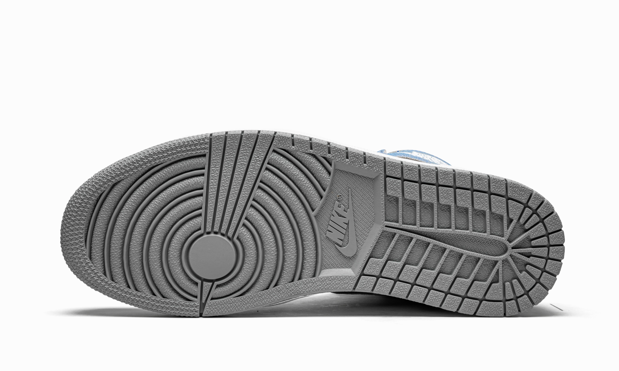 Structured shock absorption workout mode Air Jordan 1 Retro High OG "Hyper Royal"