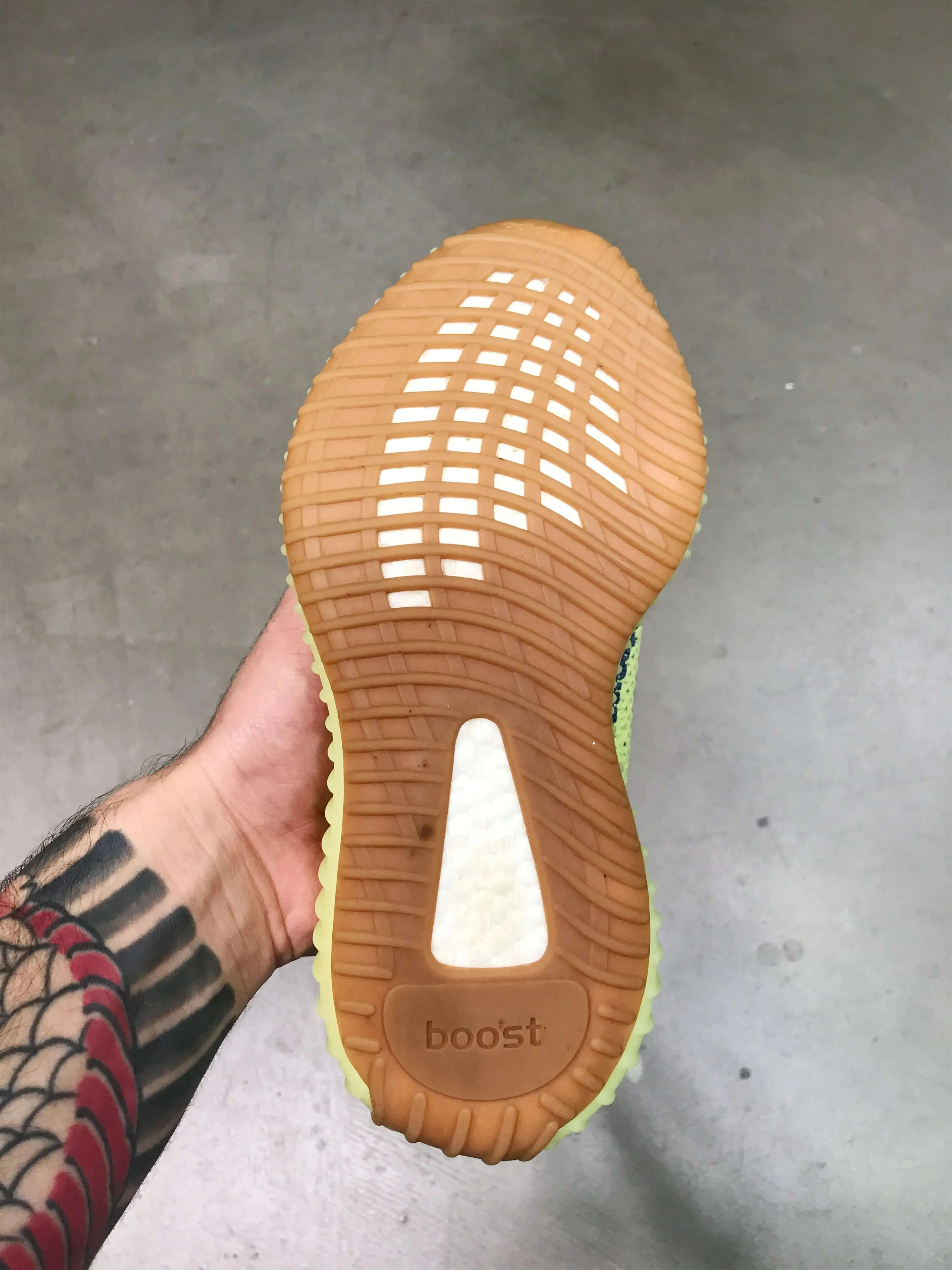 Yeezy Boost 350 V2 Semi Frozen Yellow [USED] Effortless Stylish Shoes