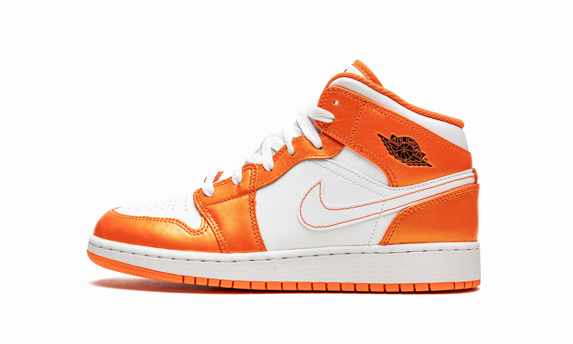 Air Jordan 1 Mid SE GS "Electro Orange" Stable Walk Sport Driven