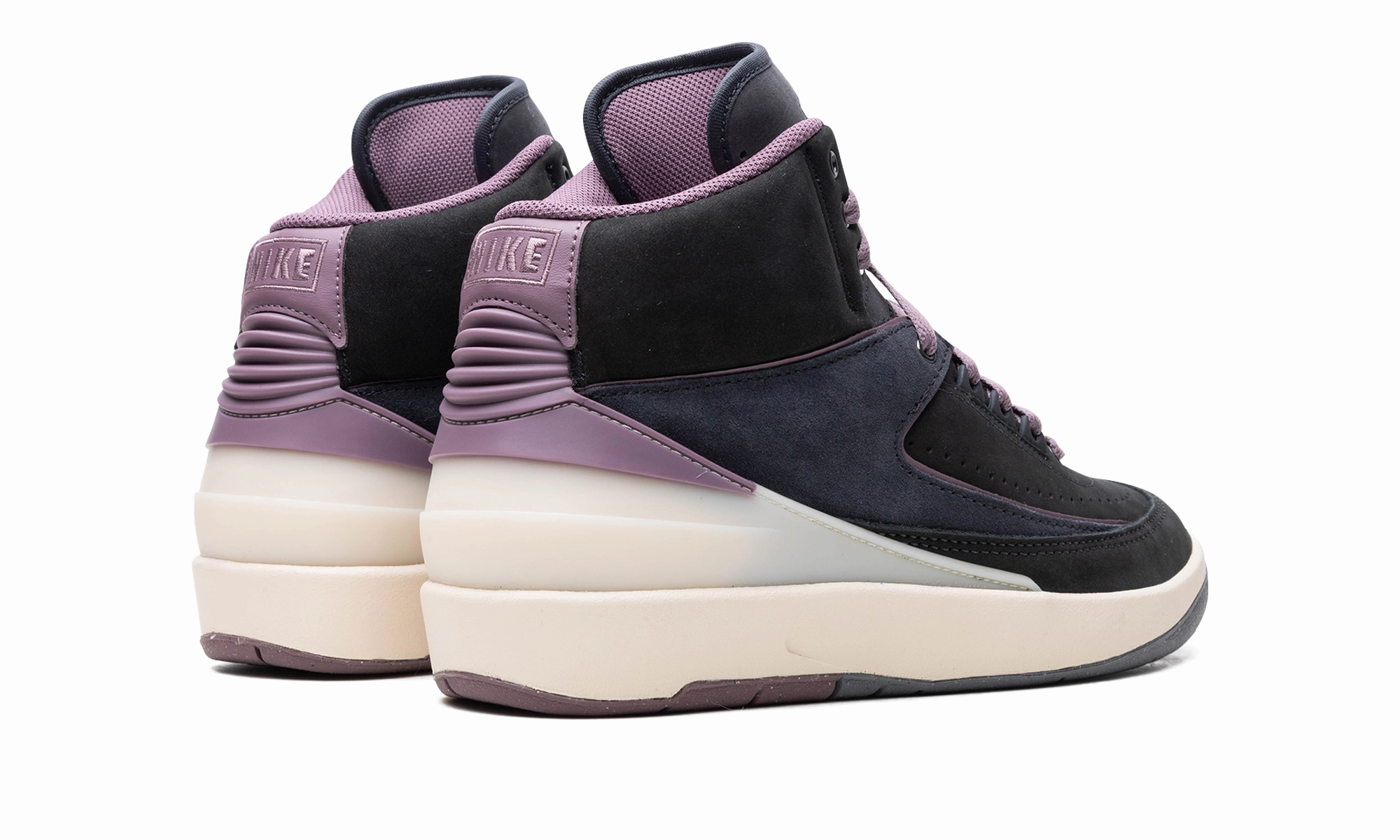 Jordan 2 Retro WMNS "Mauve" Outfit Match Walk Support