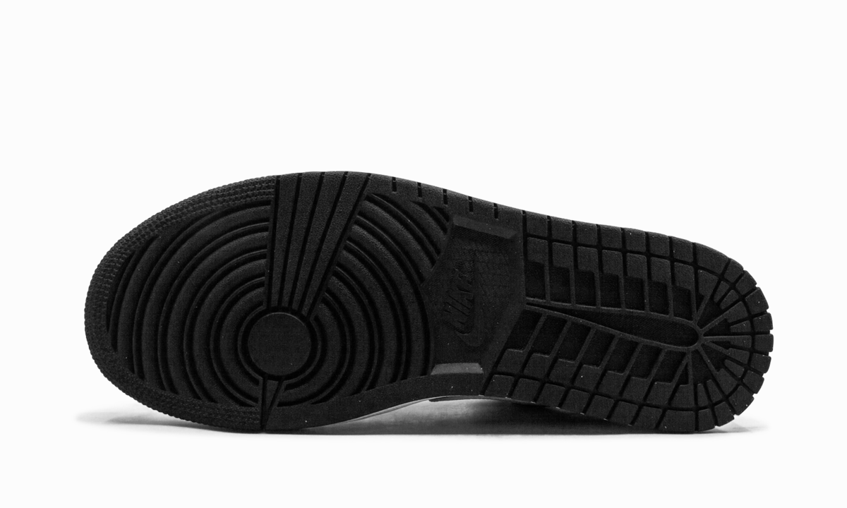 Outfit Boost Outdoor Explorer Air Jordan 1 Low WMNS "Black/White"