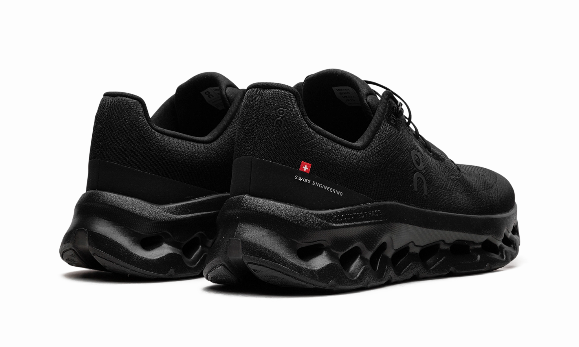 running on a gravel track shoes taekwondo shoes Cloudtilt "Eclipse Black"