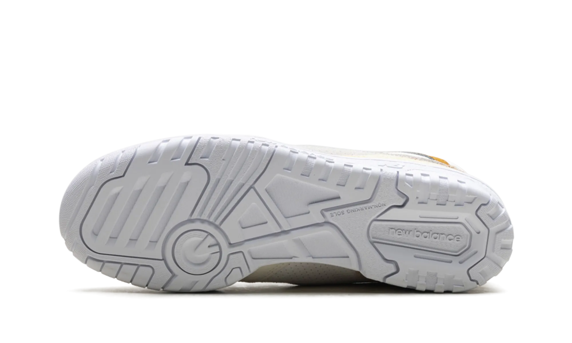 motivation boost enjoyable run 550 Wmns "Sea Salt / Tobacco"