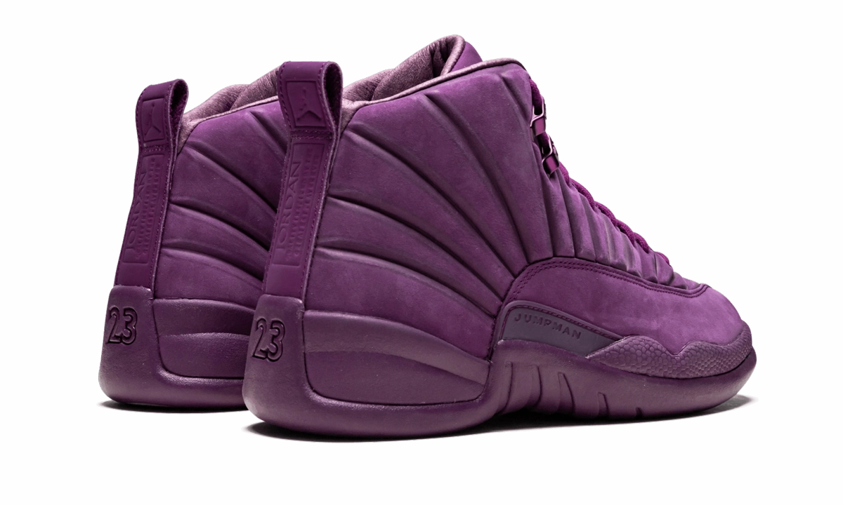 Air Jordan 12 Retro PSNY "PARIS PSNY 12" running in a wooden bridge area shoes Park running