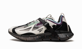 ZIG KINETICA CONCEPT_TYPE1 running in an urban area shoes women's athletic footwear