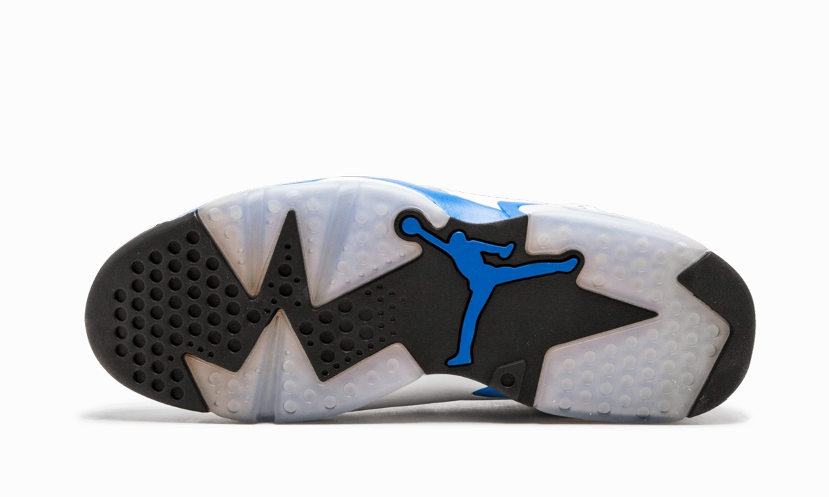Air Jordan 6 Retro "Sport Blue" running in urban areas Warm