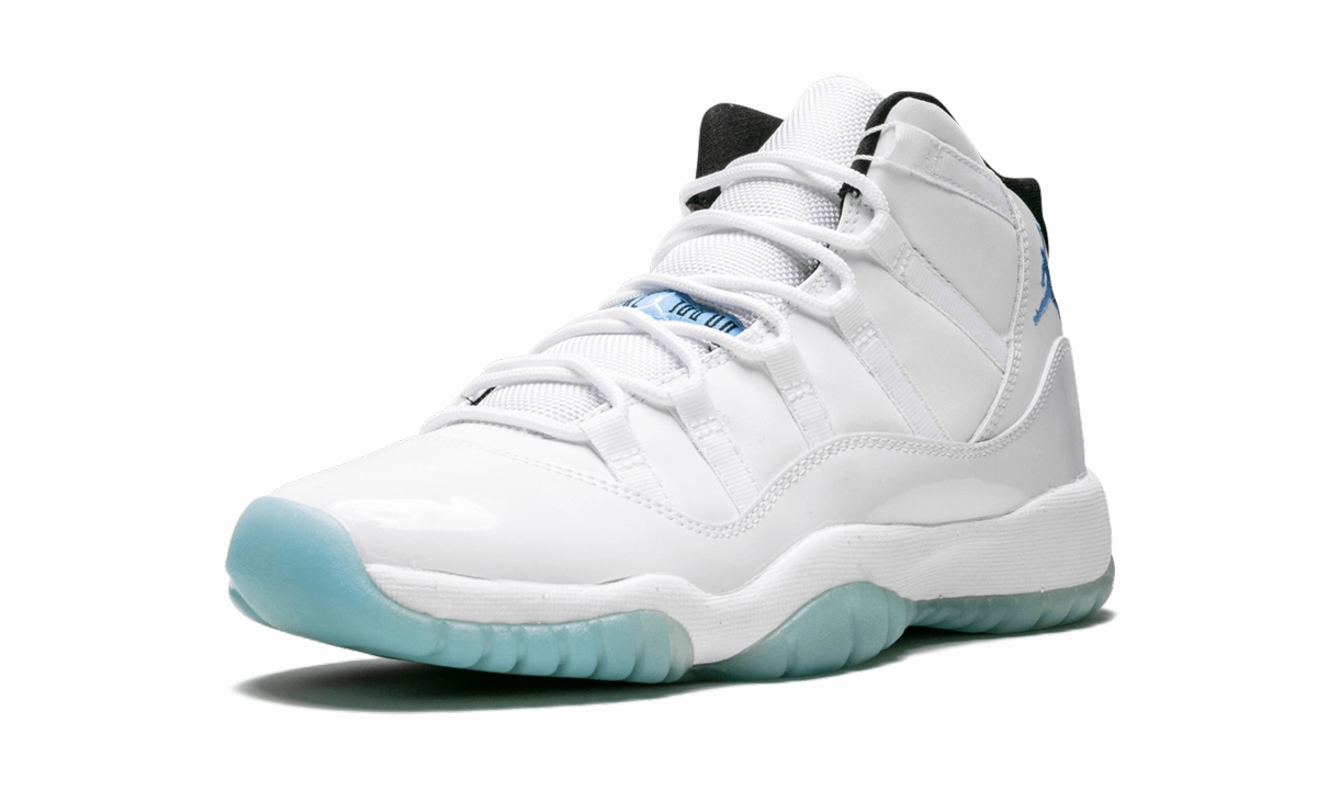 Air Jordan 11 Retro GS "Legend Blue" muscle building running at night