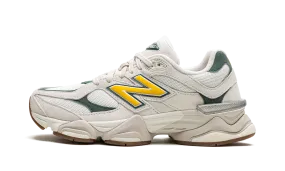 elastic - band running shoes Supportive Base 9060 "White Green"