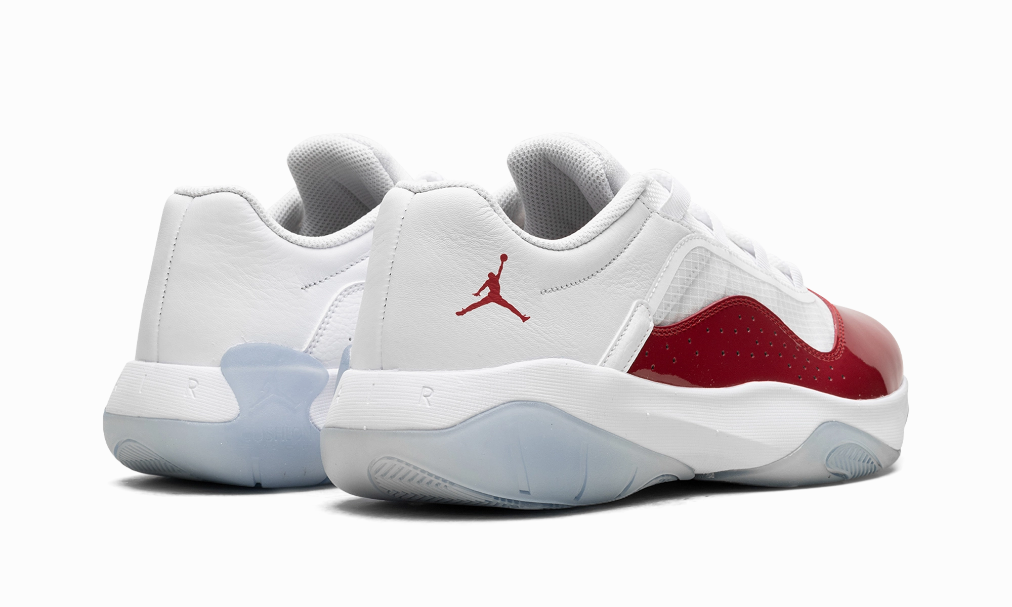 Adaptable to different paces Jordan 11 CMFT Low "Cherry"