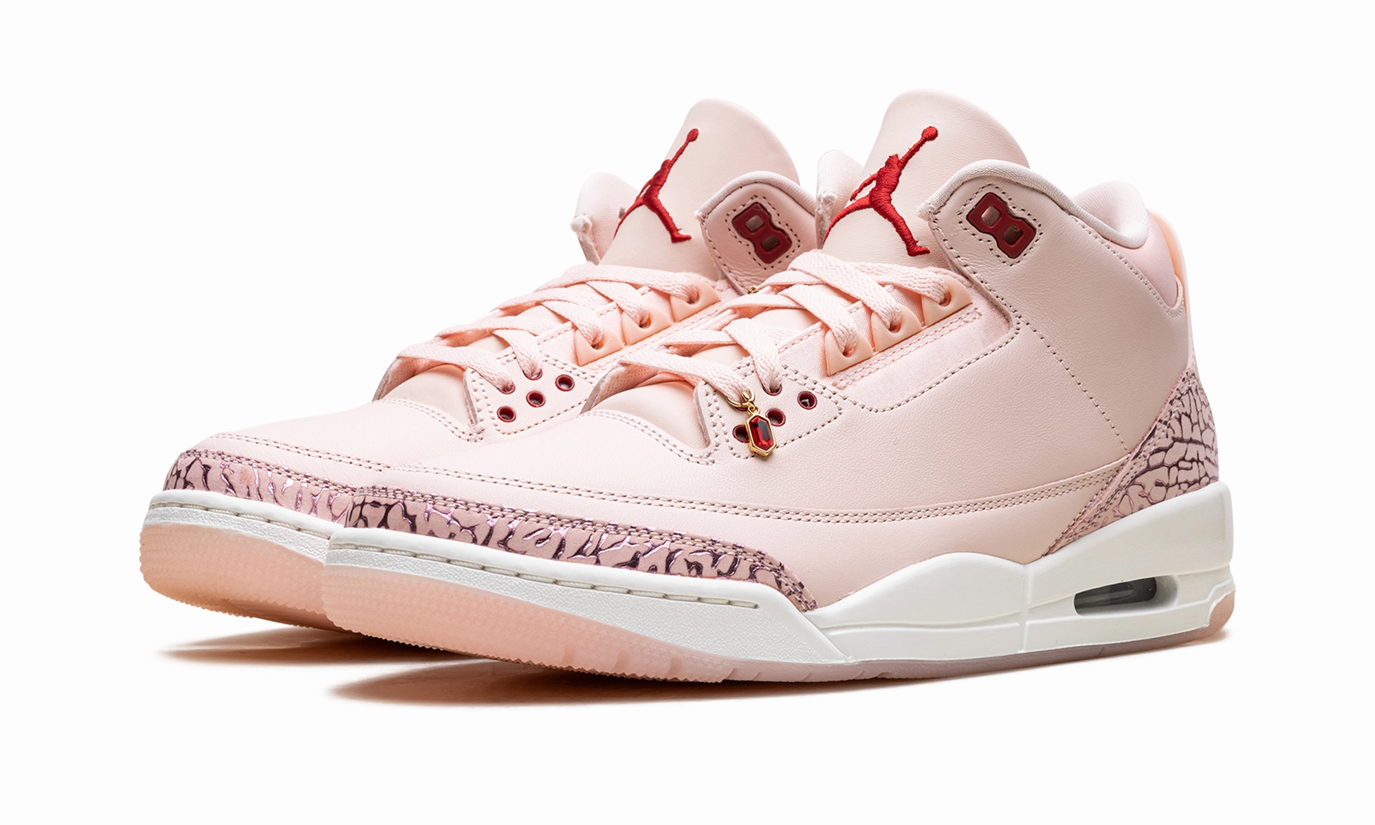 Stretch fit Sporty arch Air Jordan 3 WMNS "Valentine's Day Treat Yourself"