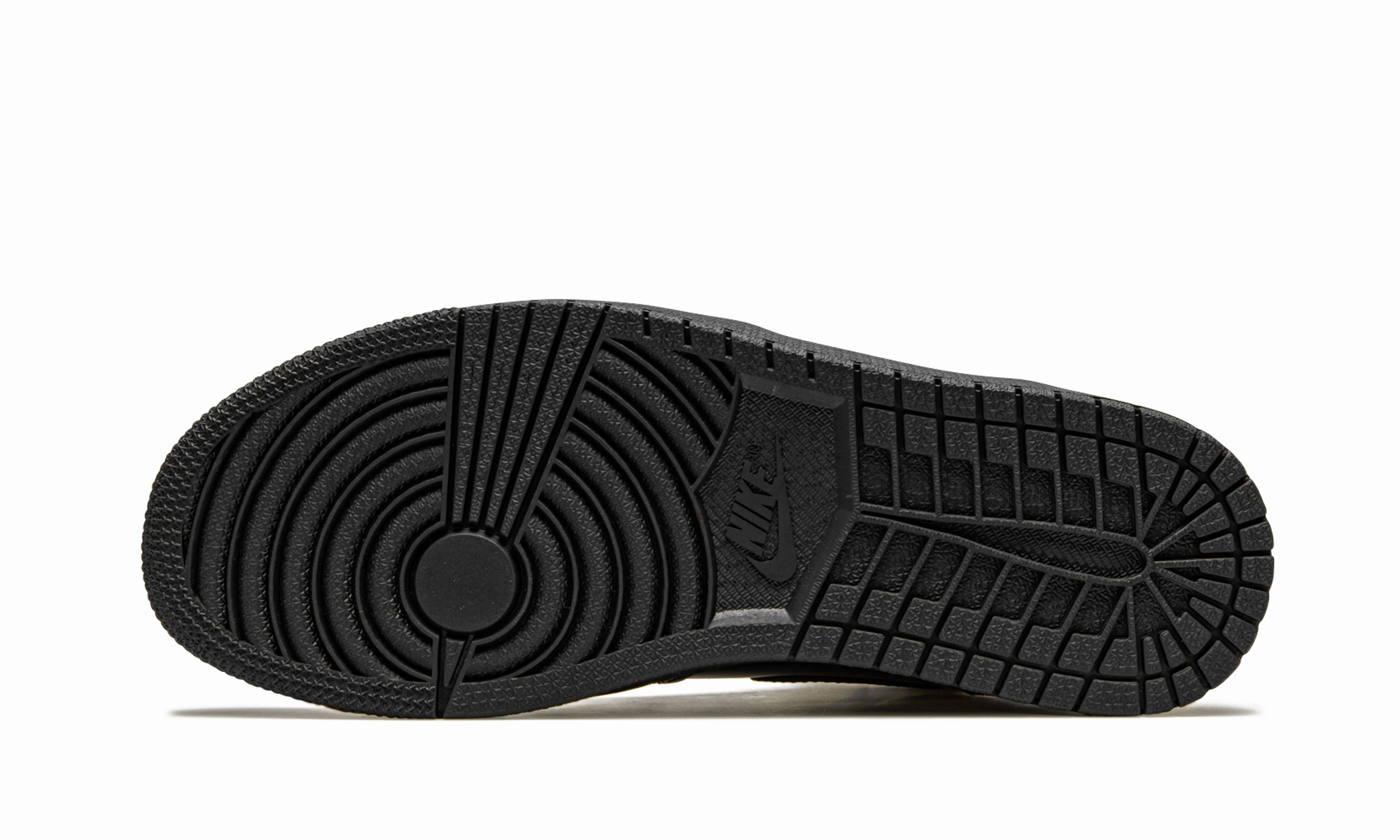 Slim Form Speed-Friendly Air Jordan 1 Retro High OG "Black Metallic Gold"