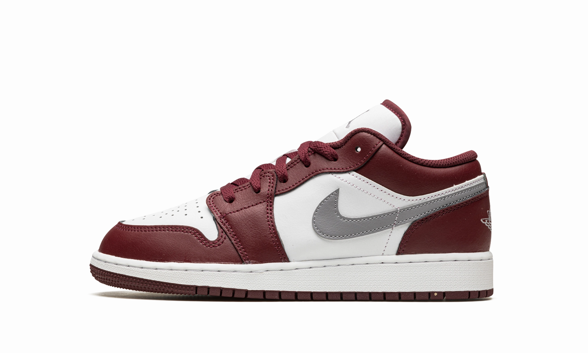 Multi-functional breathability Lightweight durability Air Jordan 1 Low GS "Bordeaux"
