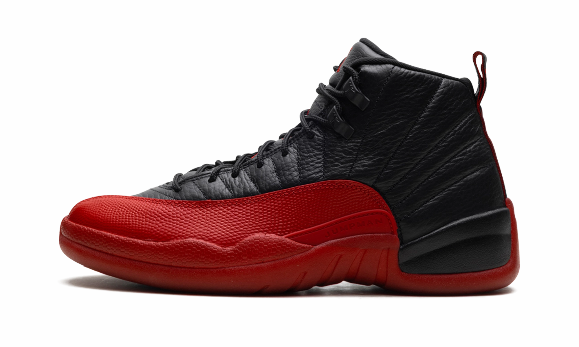 running in an intersection area shoes Air Jordan 12 "Flu Game (2025)"