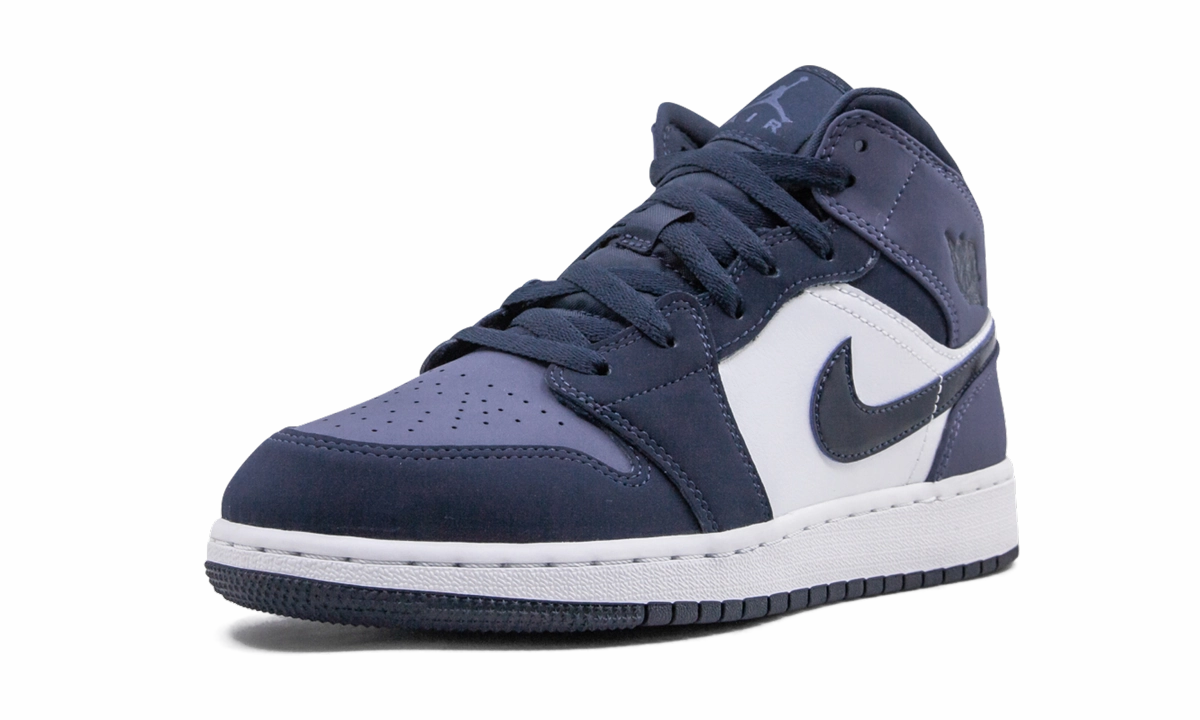 Air Jordan 1 MID GS "Sanded Purple" workout wear Sporty arch