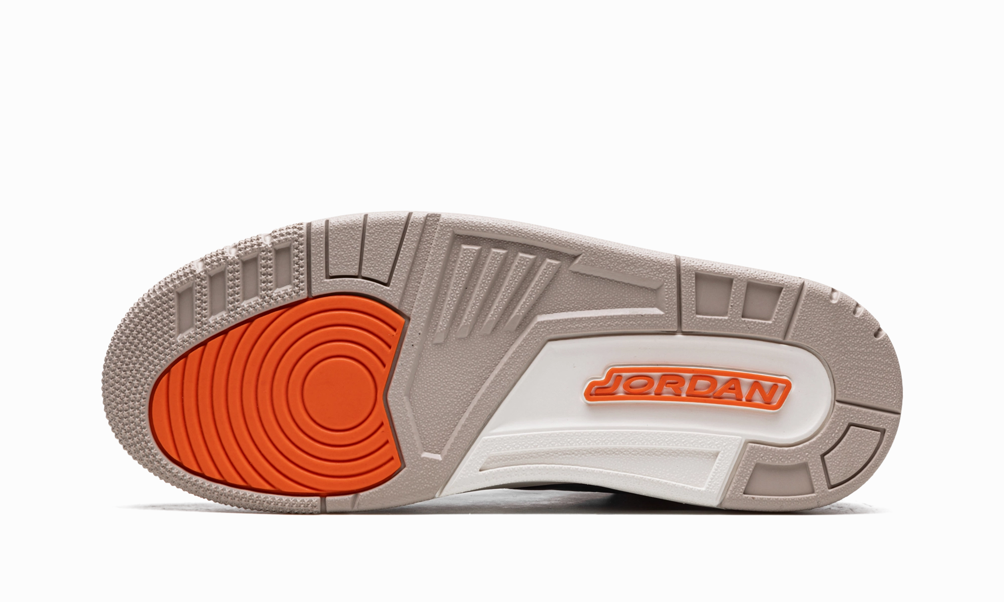 Air Jordan 3 Retro "Desert Elephant" Timeless traction Modern sole