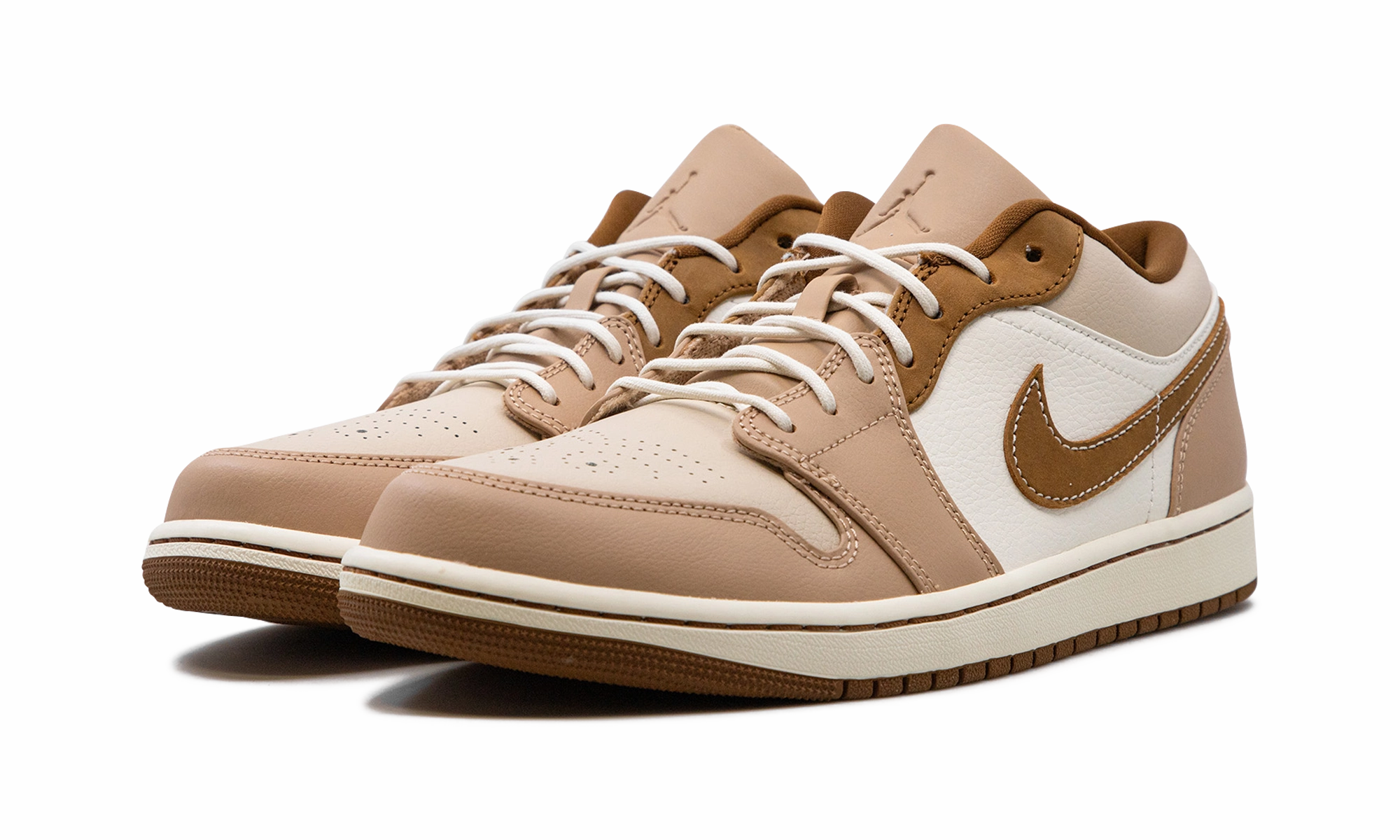 Jordan 1 Low SE "Hemp Oatmeal" Versatile Look