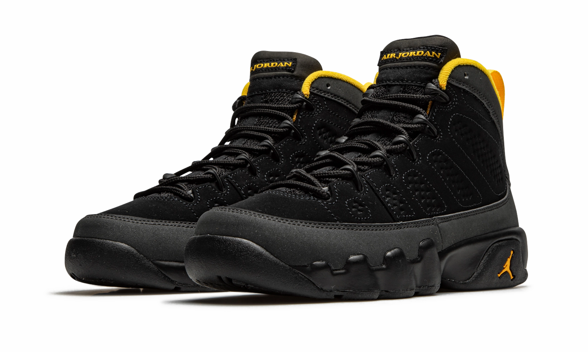 air - mesh shoes stable - sole - feature shoes Air Jordan 9 Retro GS "University Gold"