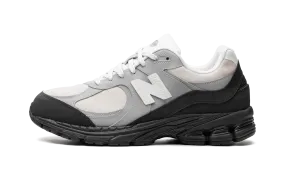 2002R "The Basement - Stone Grey" Timeless Style