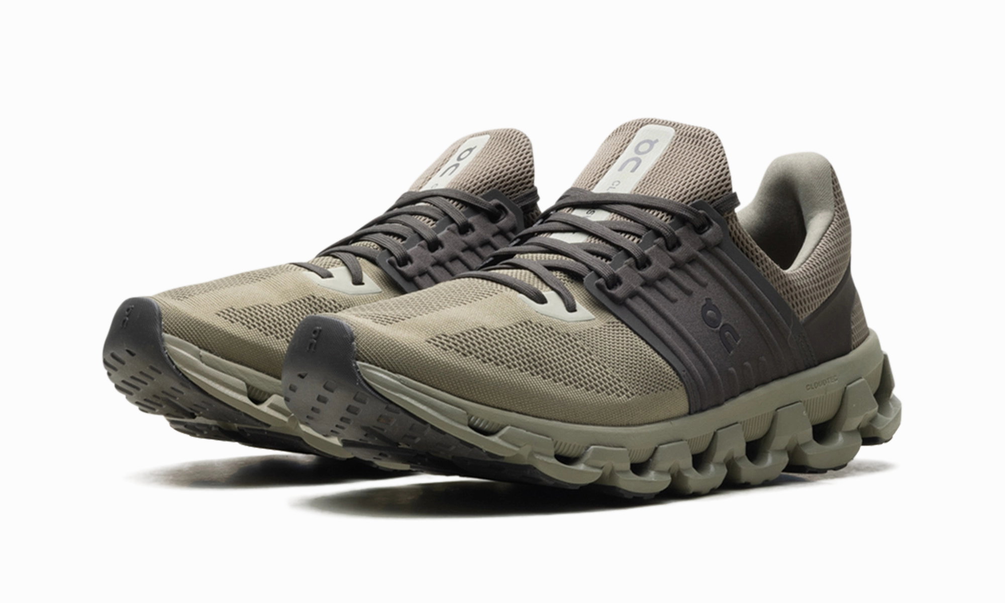 Cloudswift 3 AD "Grove Thorn" running for community events hidden lacing shoes