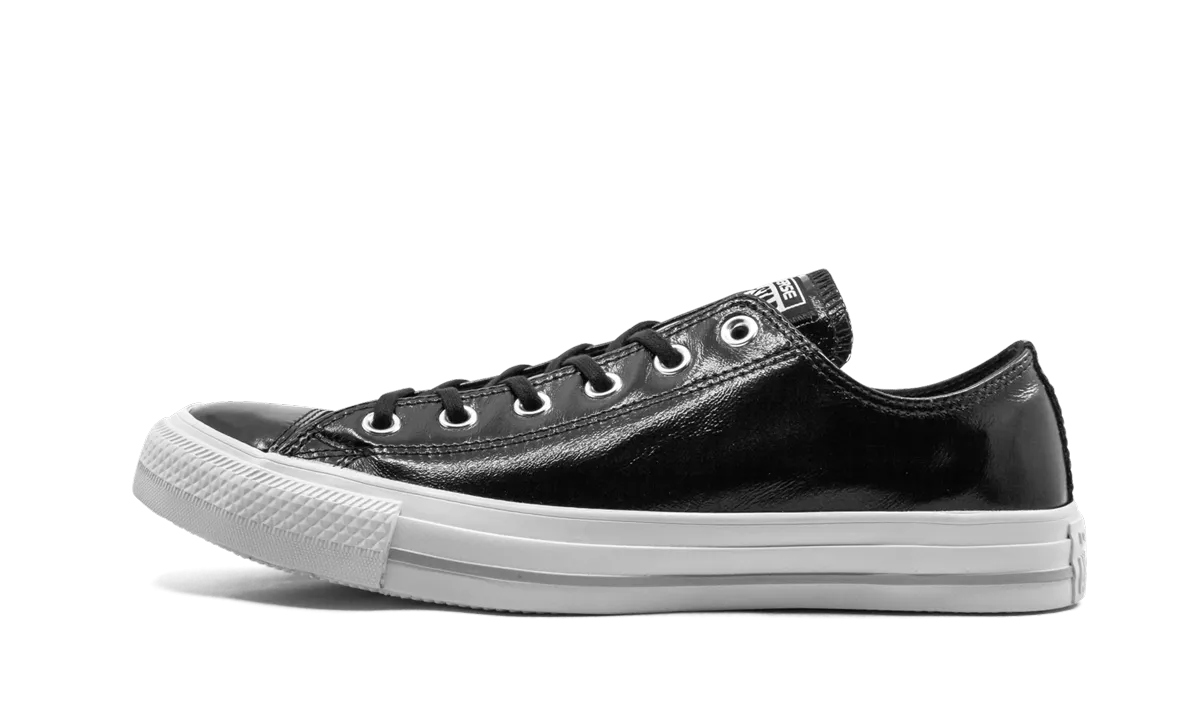 Minimal Weight Evening Stroll CHUCK 70 OX WMNS "Crinkled Patent Leather"