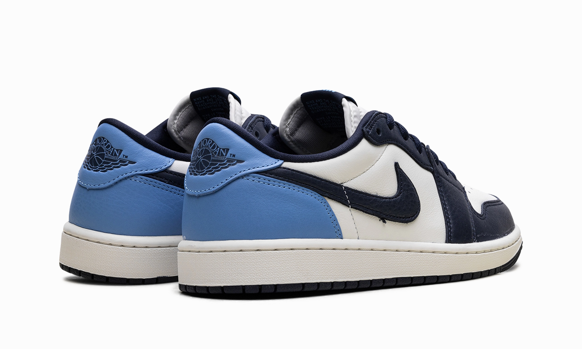 Trend-setting arch Flexible Cushioning Air Jordan 1 Low "Obsidian"