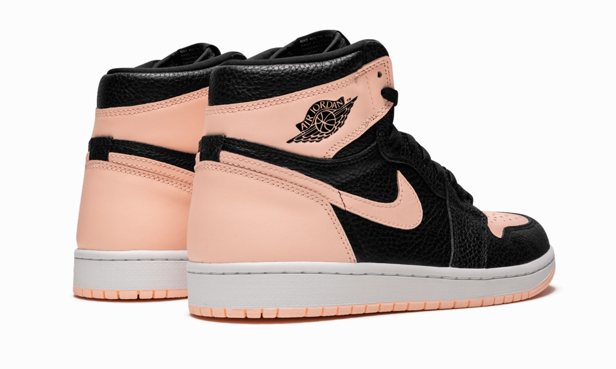 Air Jordan 1 Retro High OG "Crimson Tint" Cool Finish Casual Moves