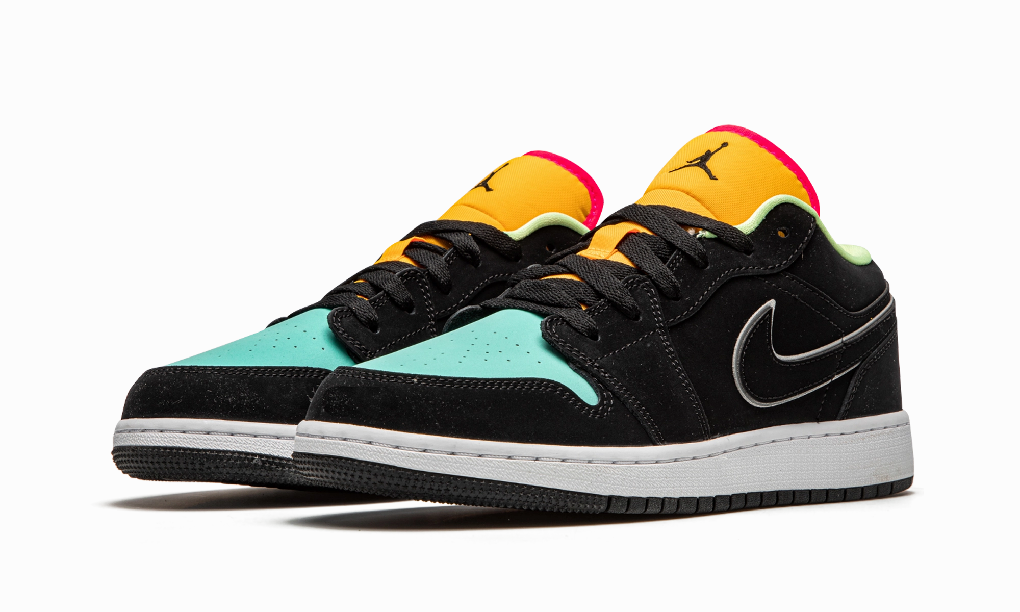 Trail Performance Day Long Jordan 1 Low SE GS "Aurora Green"