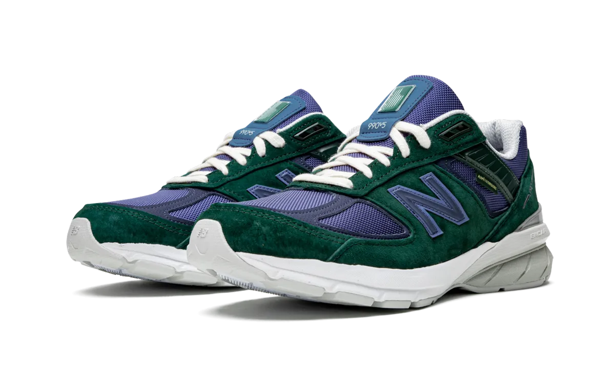 running in a coastal area shoes 990 v5 "Aime Leon Dore - Botanical Green"