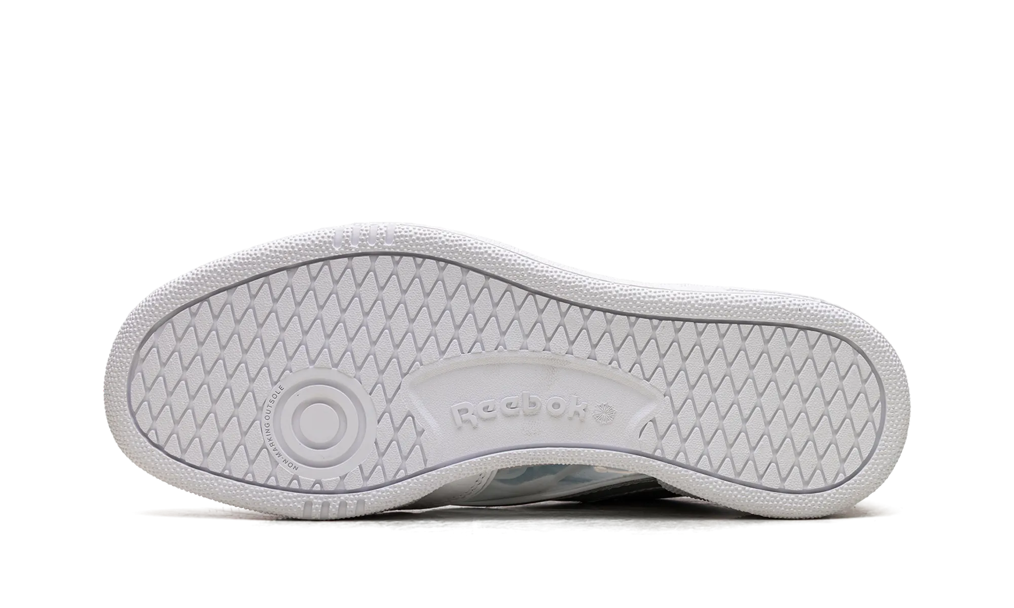 Club C 85 WMNS "Wonder Women" Barefoot simulation