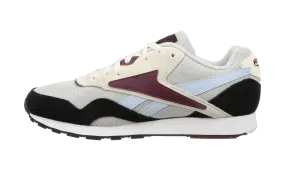 Classic Nylon Plus "White/Black/Red" individual - sports form - fitting running gear