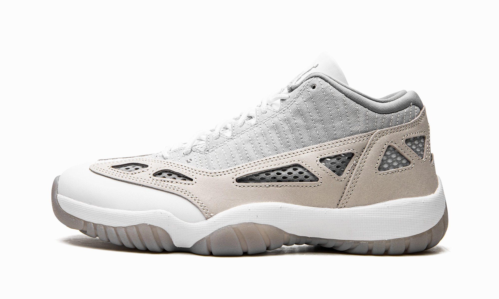 Competitive sports soft midsole shoes Air Jordan 11 Retro Low IE "'Light Orewood Brown'"