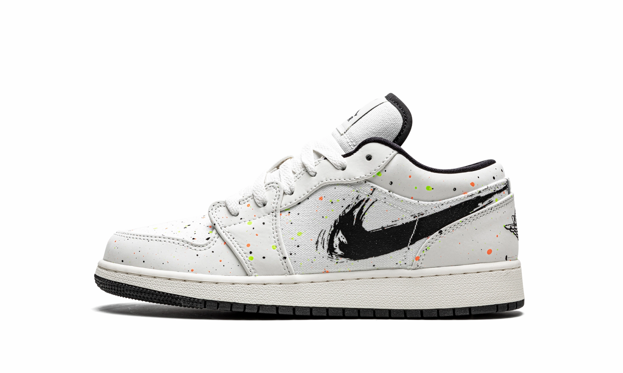 Air Jordan 1 Low SE GS "Paint Splatter" Jump High Modern Comfort