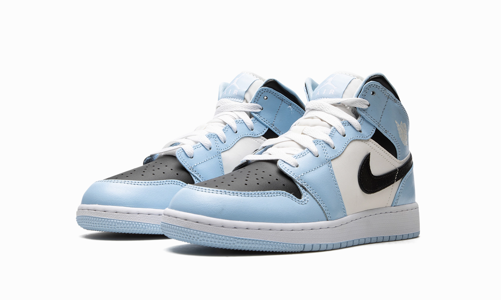 Air Jordan 1 Mid GS "Ice Blue" Street Grip