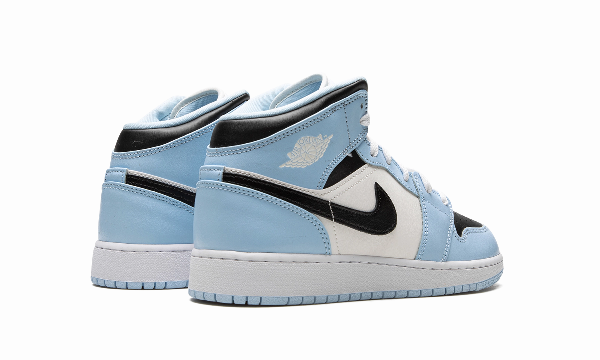 Air Jordan 1 Mid GS "Ice Blue" Fashion Must-Have