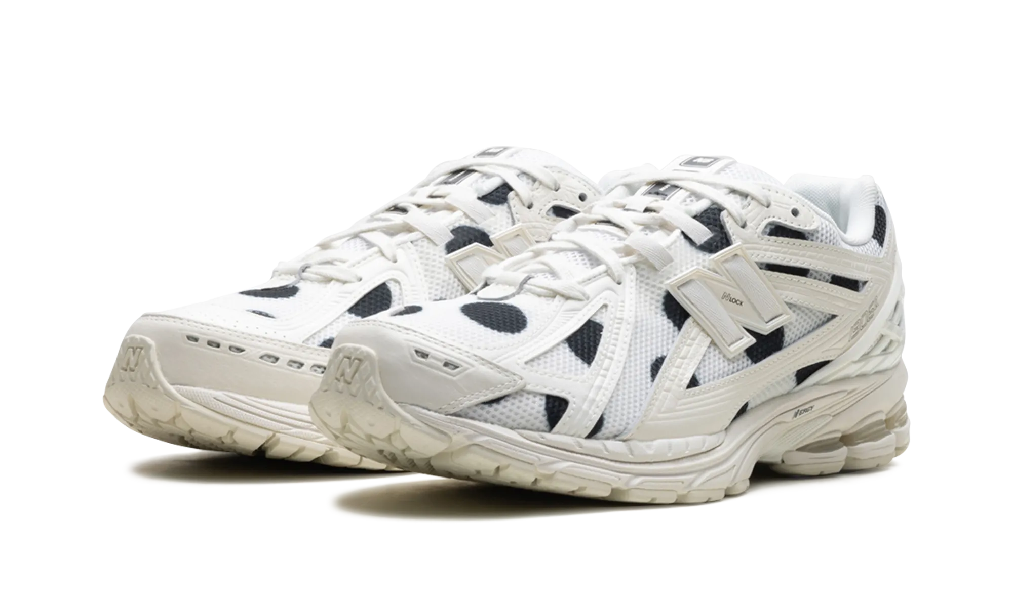 Talk Step 1906R "Polka Dot Sea Salt"