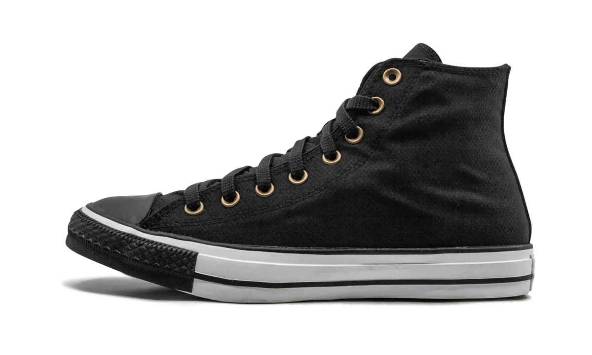 Ad Shoot Comfortable Walk CTAS HI