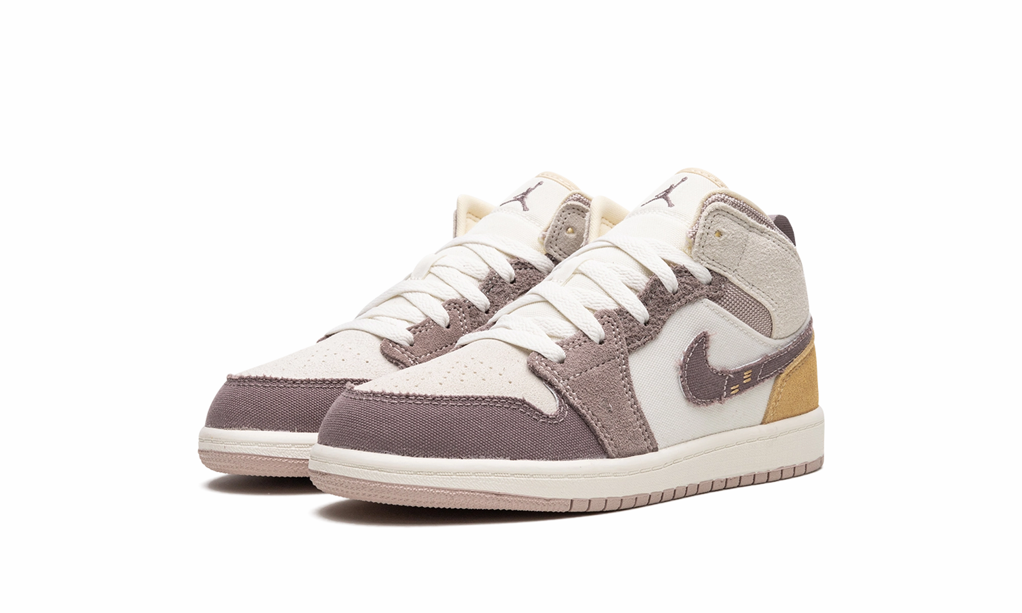 Air Jordan 1 Mid Craft SE PS "Taupe Haze" Relaxed Feel Foot Style