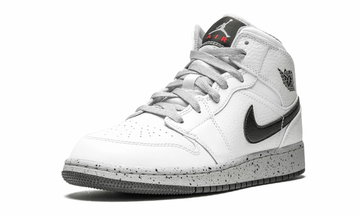Air Jordan 1 Mid GS Foot Fresh