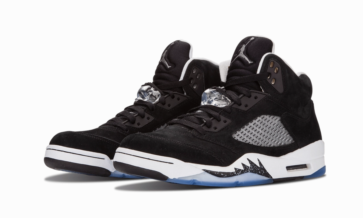 Air Jordan 5 Retro "Oreo" Functional utility
