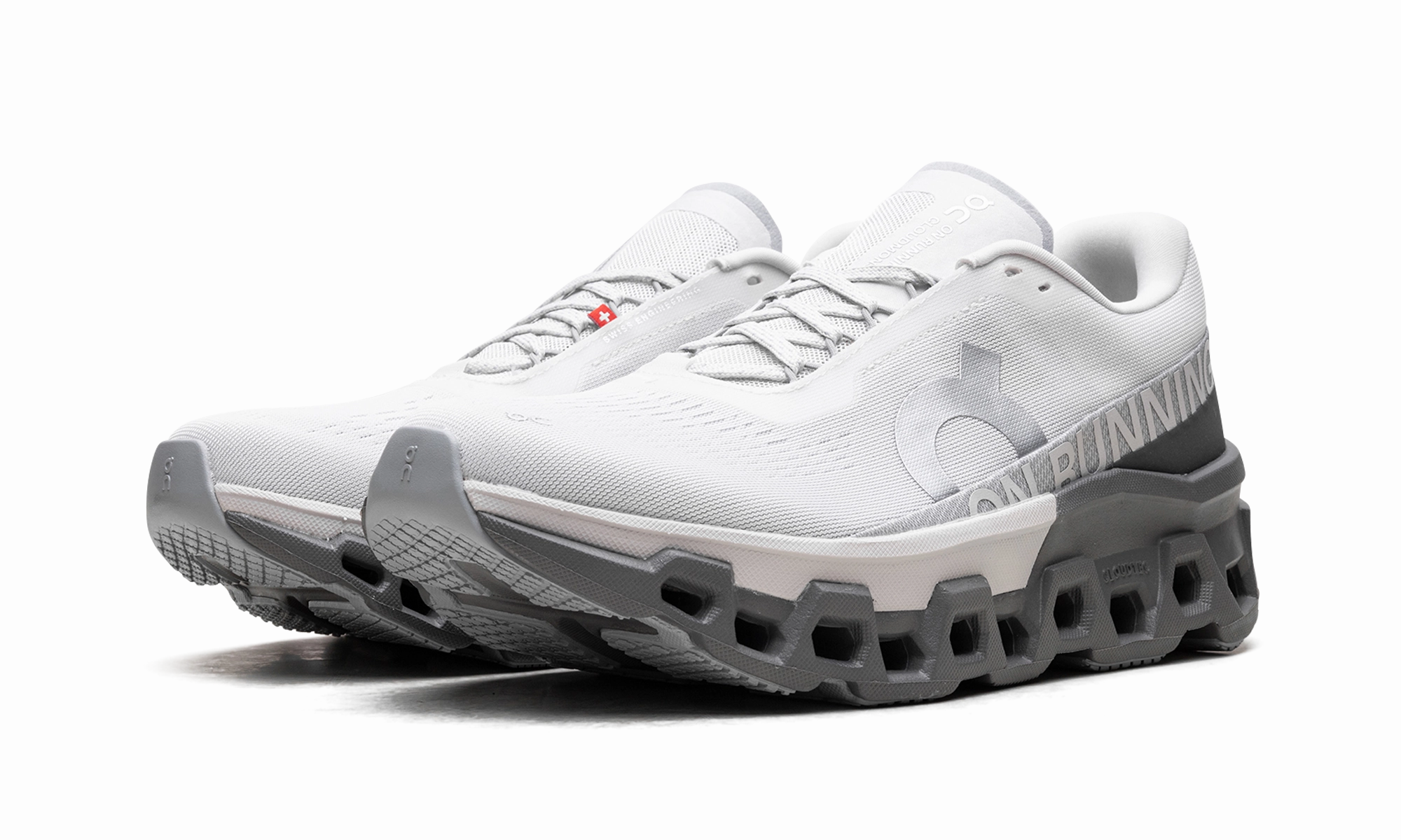 easy - to - clean shoe feature group running shoes Cloudmonster 2 "Frost Rock"