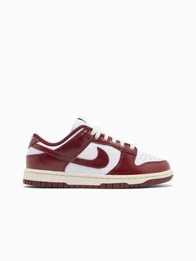 senior athletic shoes Nike Dunk Low PRM Team Red (W)