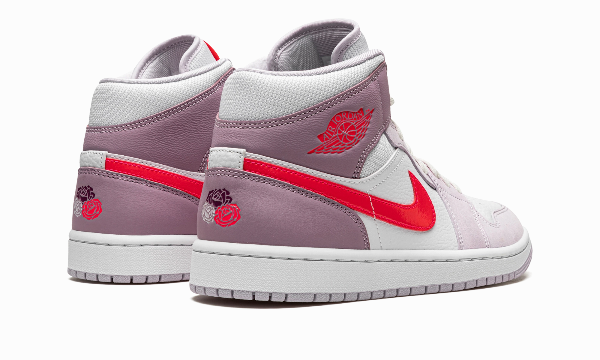 Fitness Trail Exclusive traction AIR JORDAN 1 MID WMNS "Valentines Day 2022"